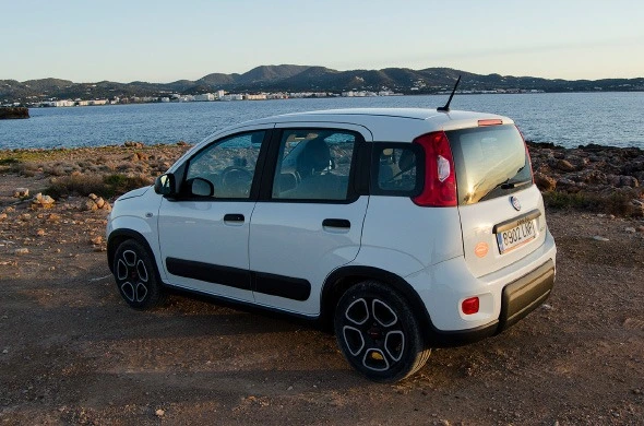 bloque-SEO-baratos Alquiler de Fiat Panda en Ibiza coches baratos
