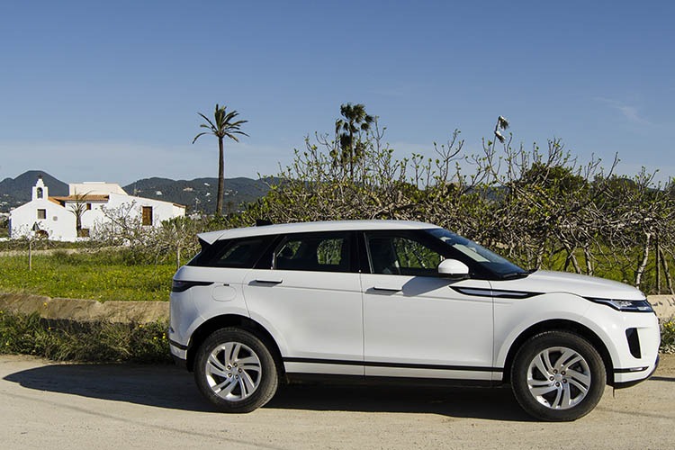 venta de coches de ocasión en Ibiza modelos Jeep y Land Rover