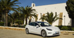 Modelo Tesla en venta dentro de la campaña de coches de ocasión en Ibiza.